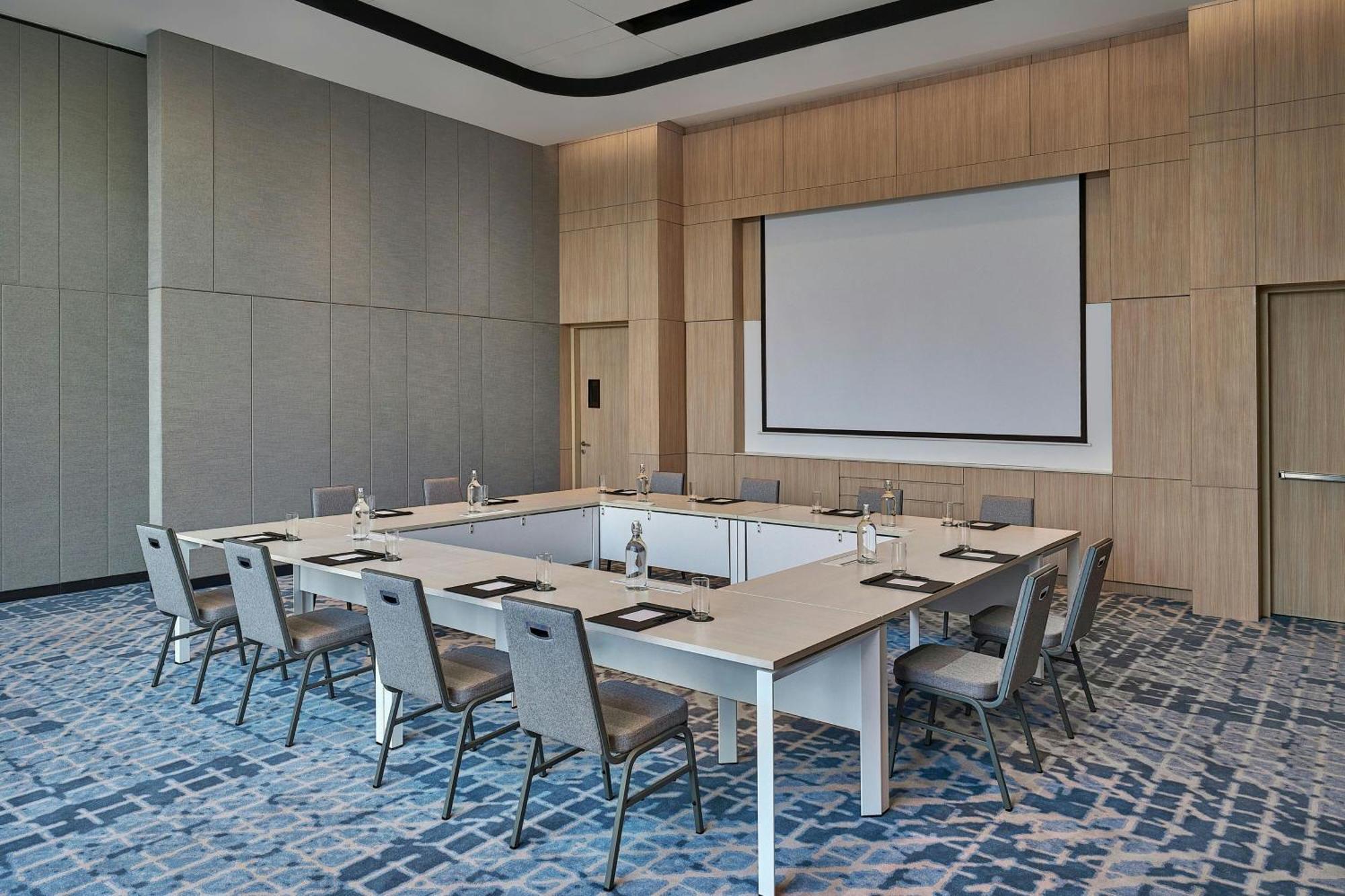 Hotel Courtyard By Marriott Kuala Lumpur South Extérieur photo