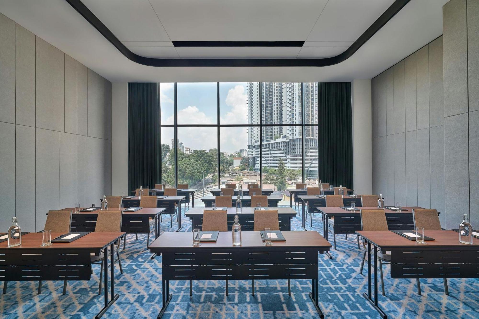 Hotel Courtyard By Marriott Kuala Lumpur South Extérieur photo